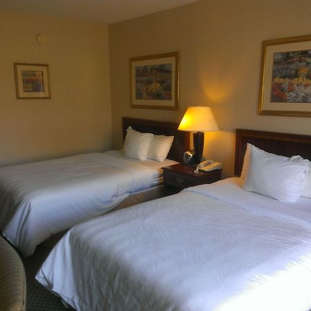 Hotel I-64 Richmond Dumbarton Extérieur photo