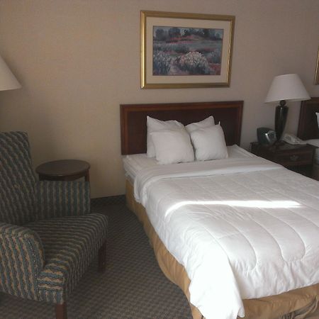 Hotel I-64 Richmond Dumbarton Extérieur photo