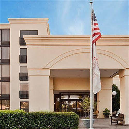 Hotel I-64 Richmond Dumbarton Extérieur photo